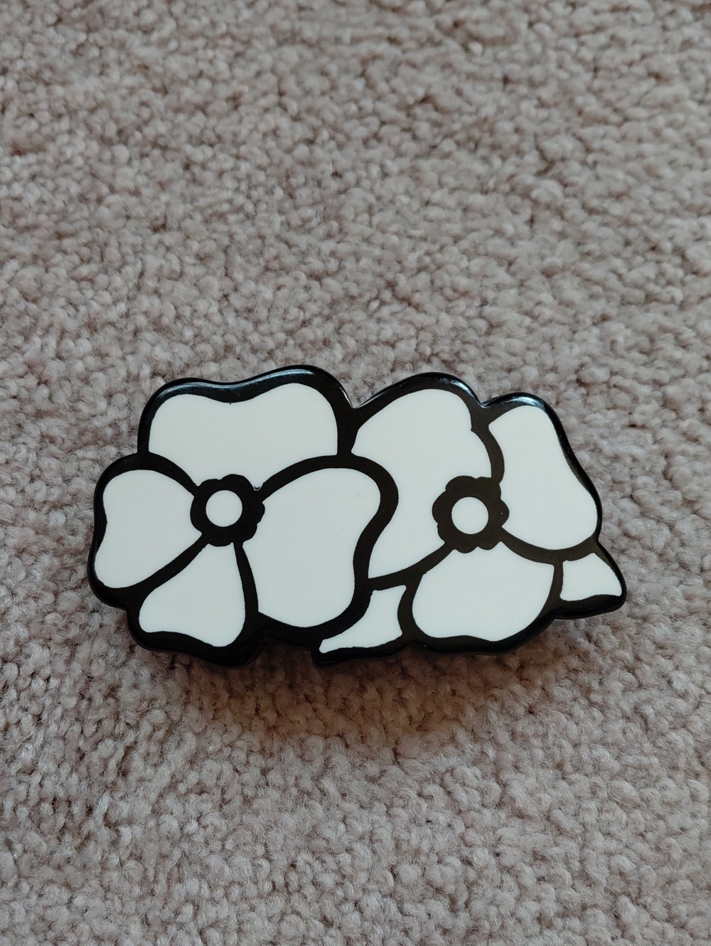 White Floral Hair Clip - Women Accessories